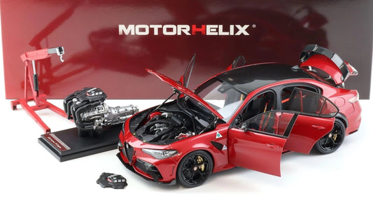 MOTORHELIX Alfa Romeo Giulia GTAm w/ Accessories | 1:18 Limited Edition (1299pz)