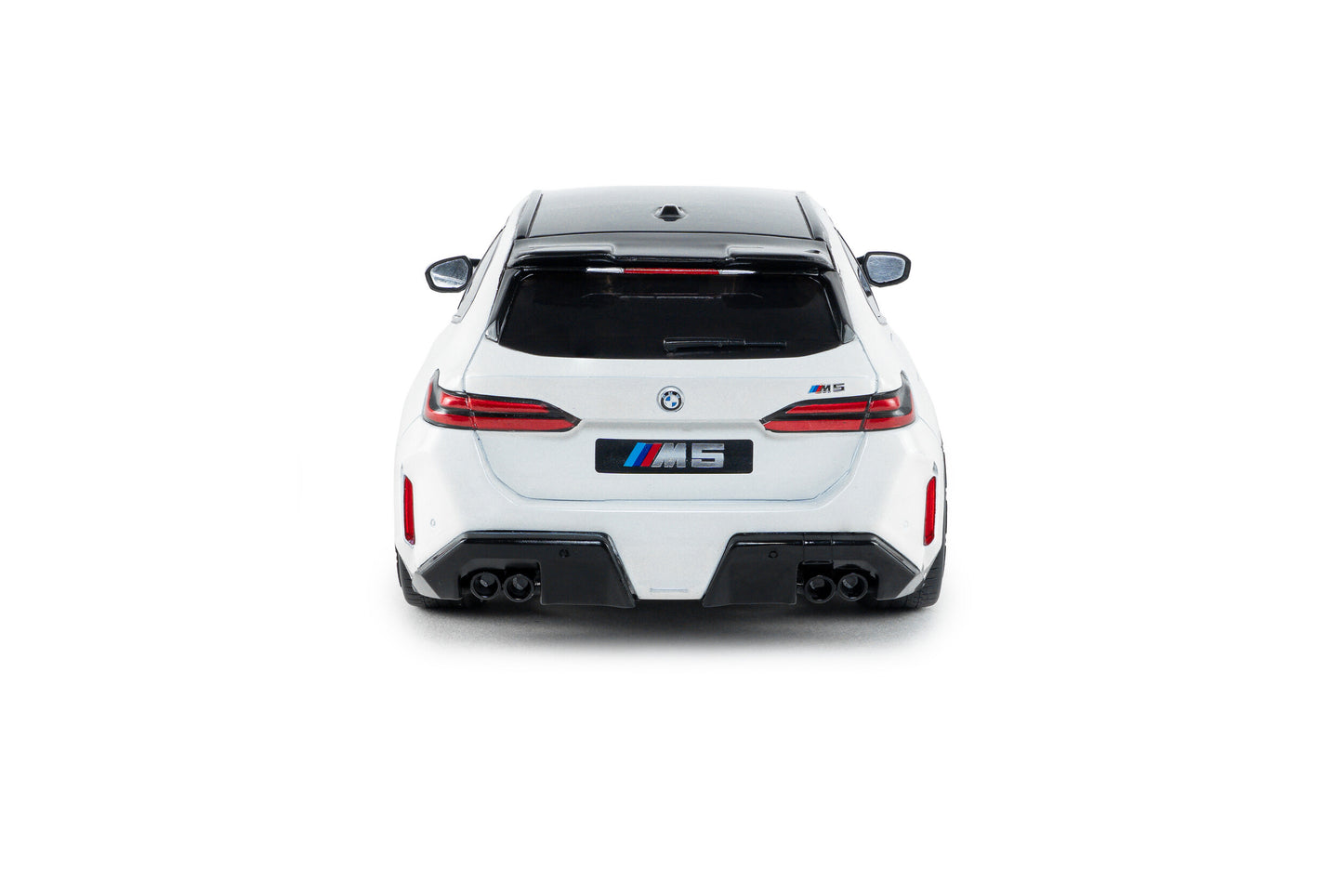 SOLIDO BMW M5 Touring Alpine White 2025 | 1:18
