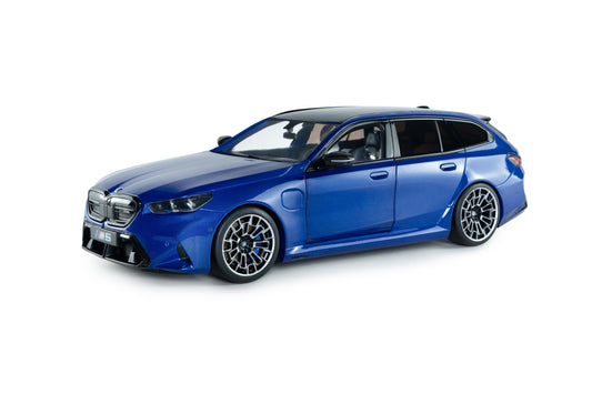 SOLIDO BMW M5 Touring M Marina Bay Blue Metallic 2024 | 1:18