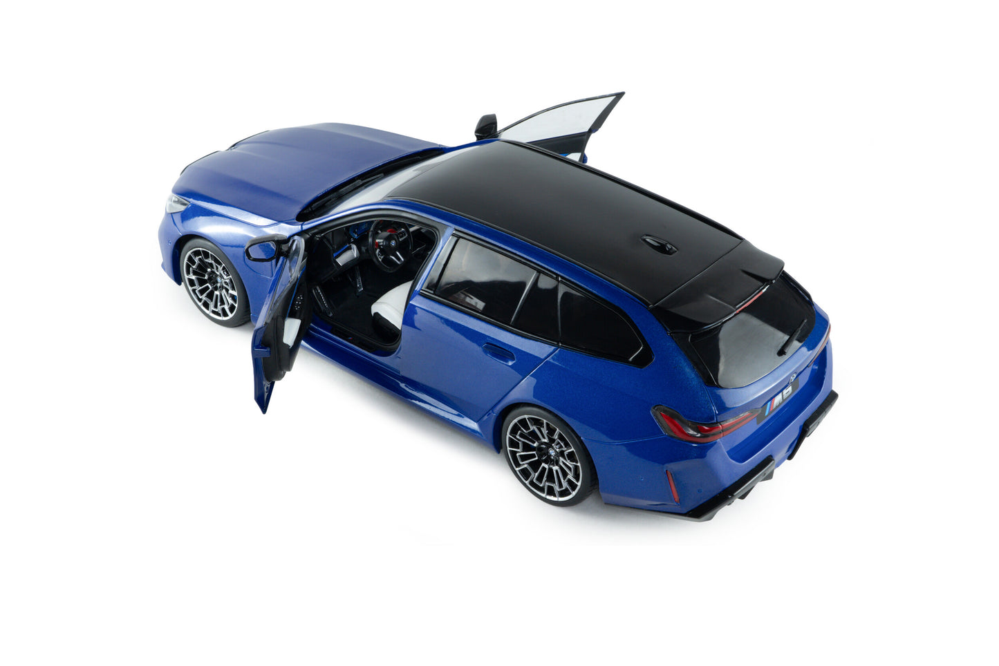 SOLIDO BMW M5 Touring M Marina Bay Blue Metallic 2024 | 1:18