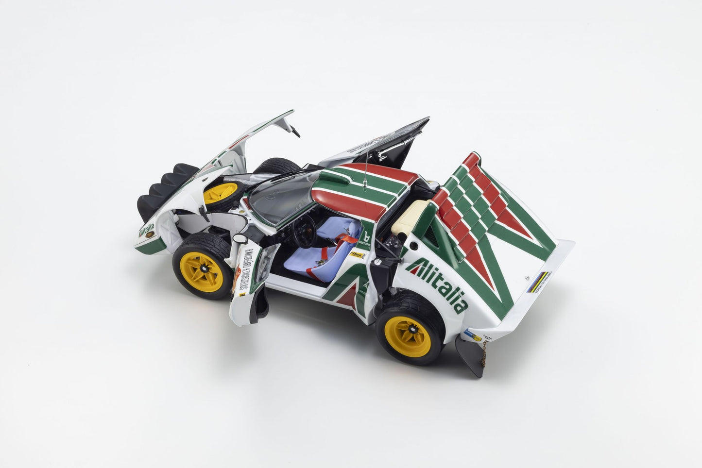 KYOSHO Lancia Stratos HF #4 Rally San Remo 1976 | 1:18