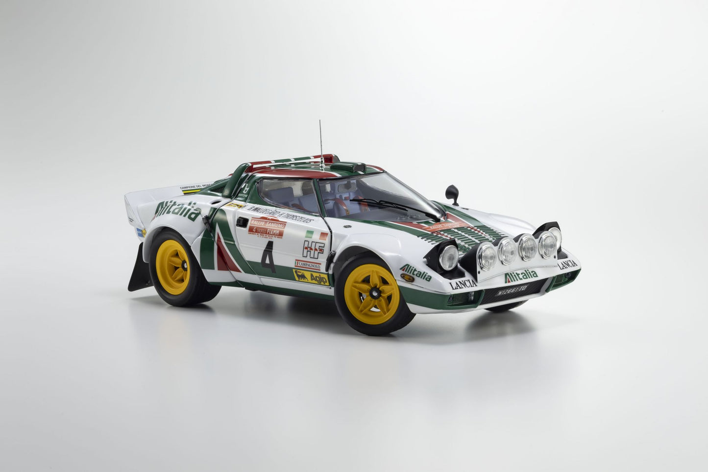 KYOSHO Lancia Stratos HF #4 Rally San Remo 1976 | 1:18