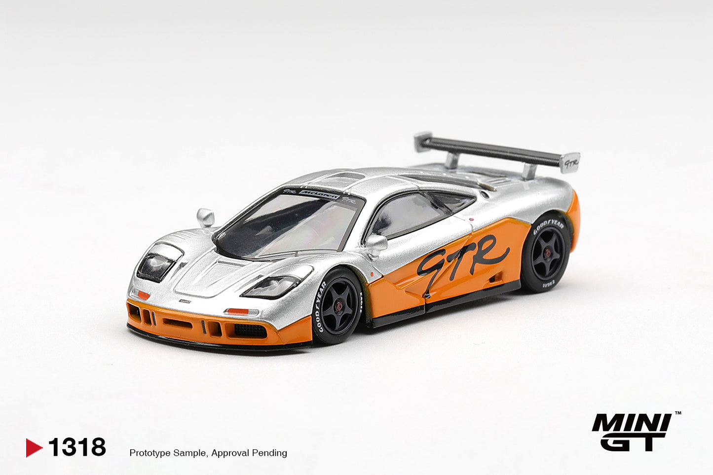 MINI GT McLaren F1 GTR 1995 | 1318 - PRE ORDER