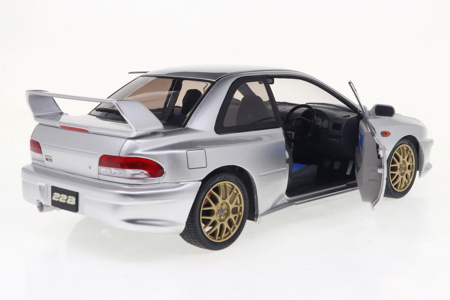 SOLIDO Subaru Impreza 22B 1998 | Silver 1:18